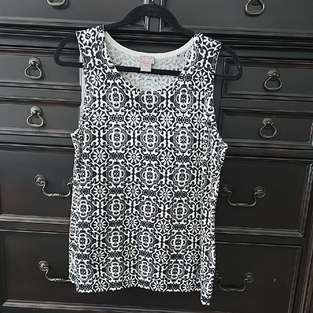 Chicos Top Size 2
